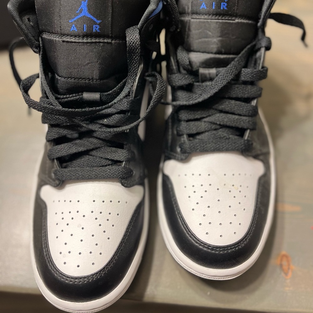 Nike Air Jordan 1 Retro Mid - Picture 6 of 6